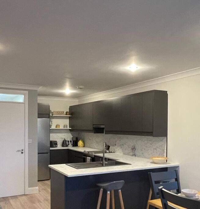 Entire Apartment , Centre Carrick on Shannon Exteriör bild